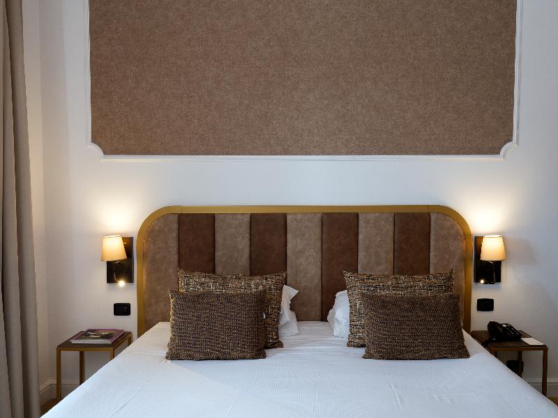 Grand Hotel Tiberio image