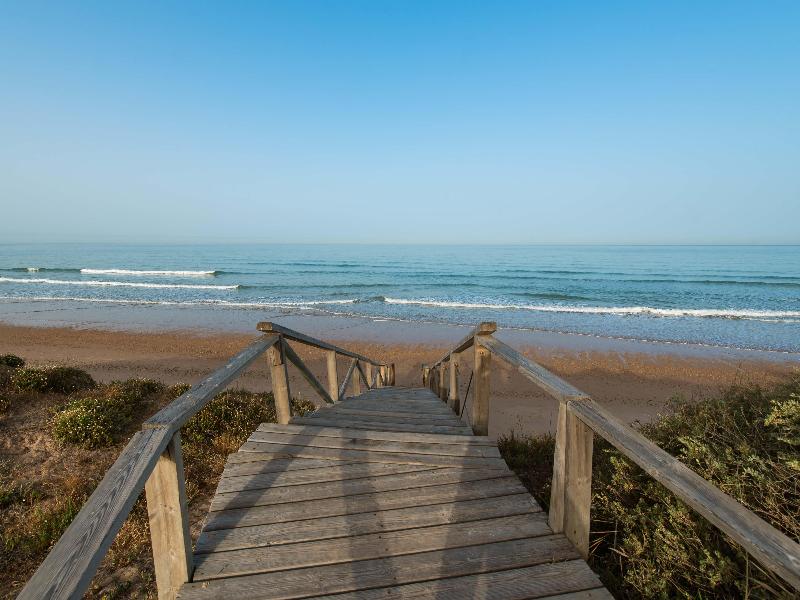 Barcelo Costa Ballena image
