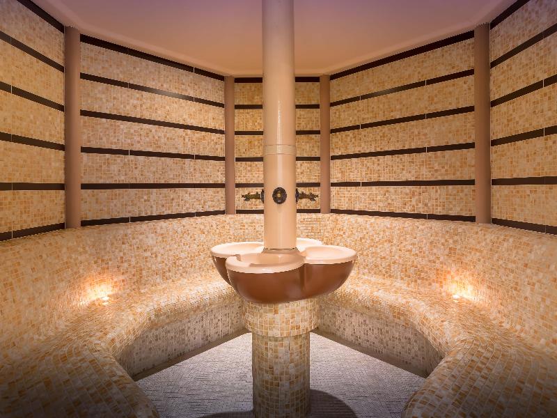 Barcelo Costa Ballena image