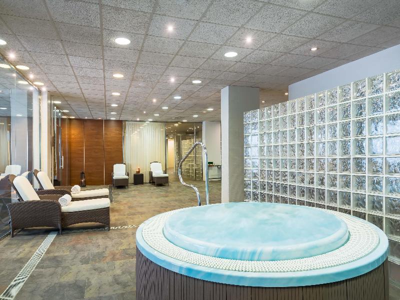 Barcelo Costa Ballena image