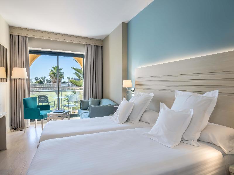 Barcelo Costa Ballena image