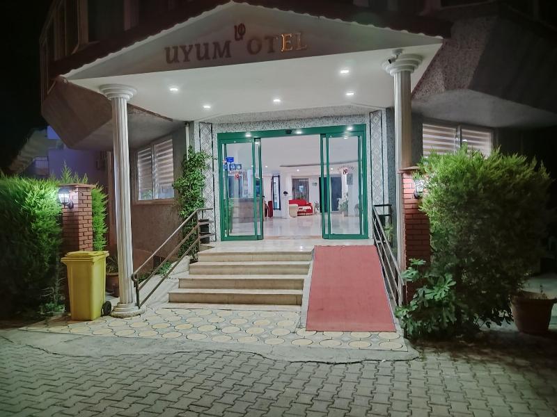 Uyum Otel