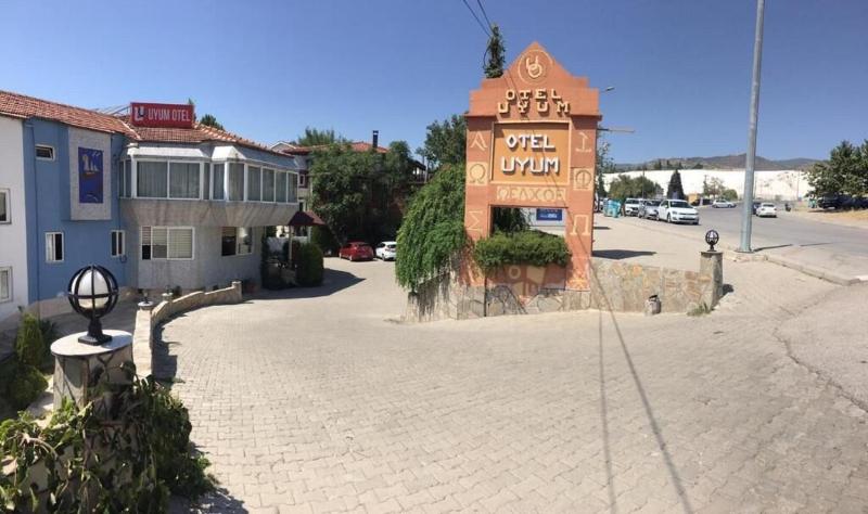 Uyum Otel