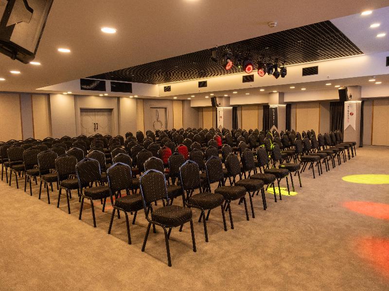 Best Western Plus Khan Hotel image