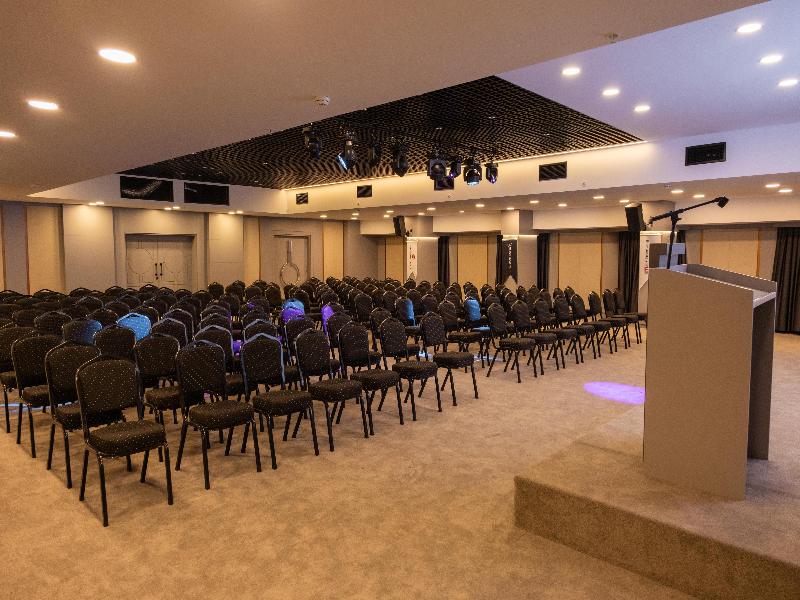 Best Western Plus Khan Hotel image
