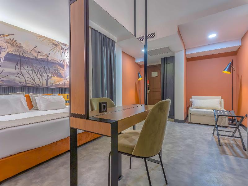Best Western Plus Khan Hotel image