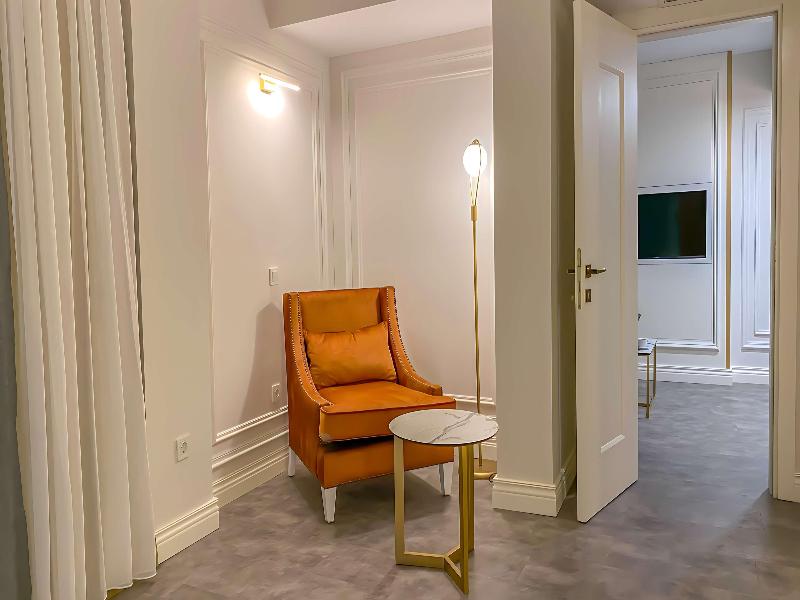 Best Western Plus Khan Hotel image