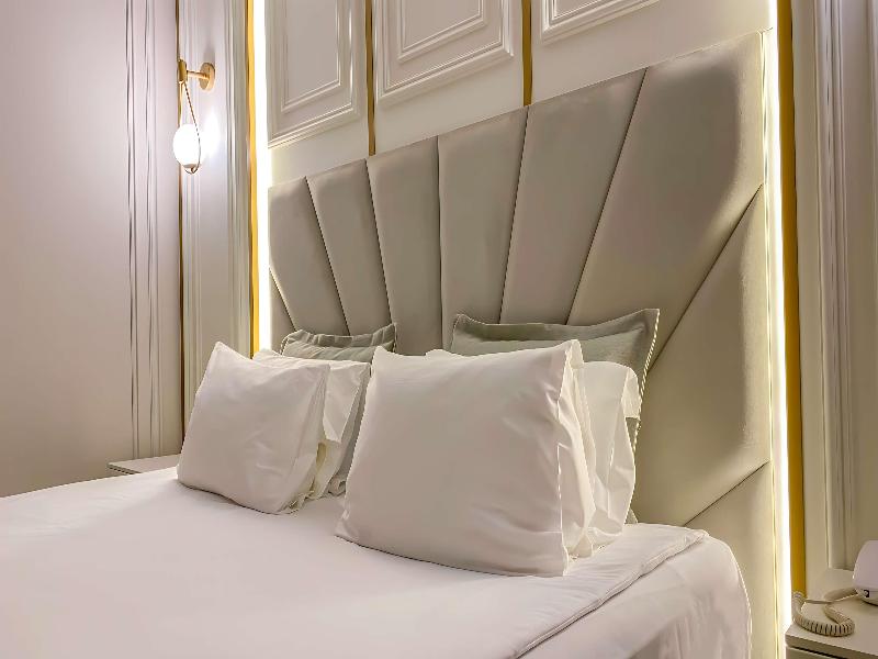 Best Western Plus Khan Hotel image