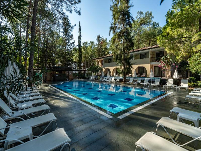 Champion Holiday Village 