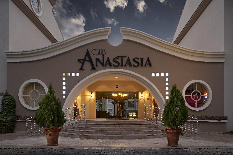 Club Anastasia Apartment