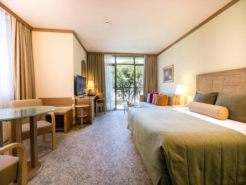 Gloria Verde Resort image
