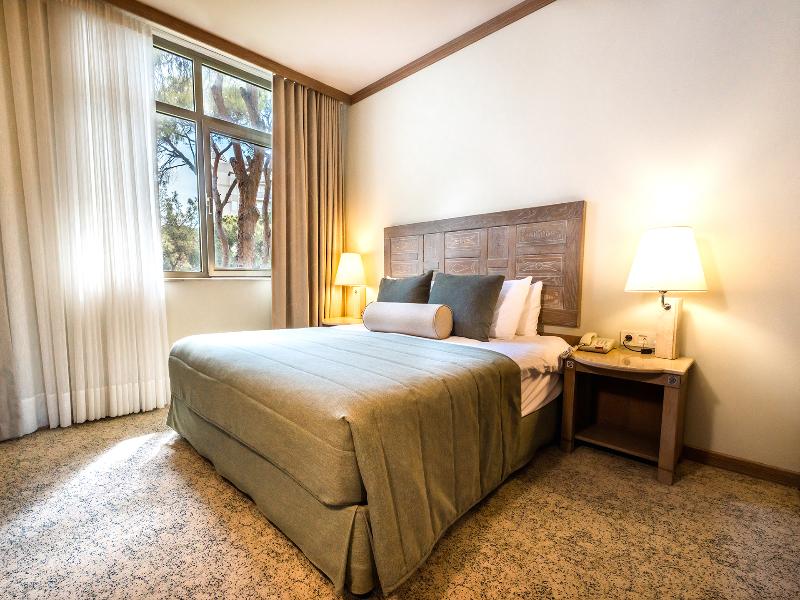 Gloria Verde Resort image