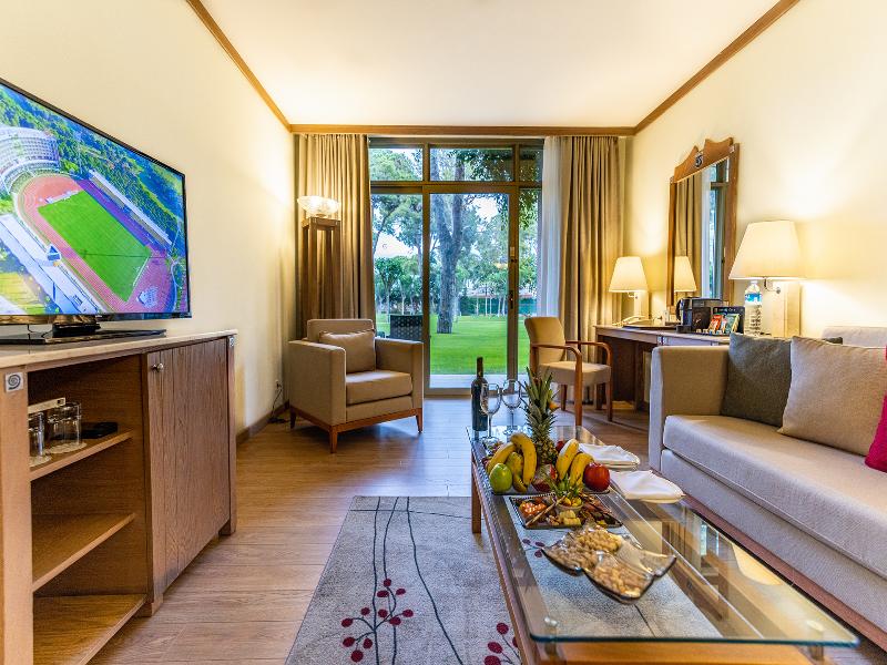 Gloria Verde Resort image