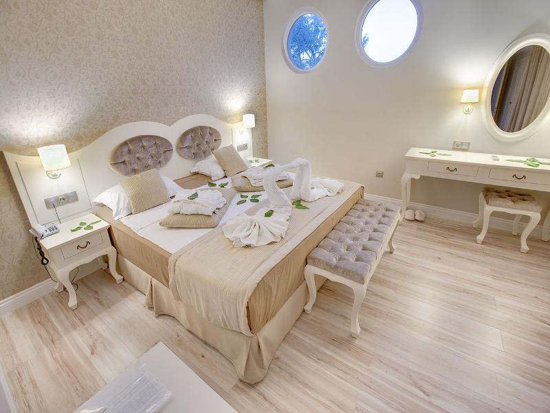 The Pine Hill Hotel & Suites image