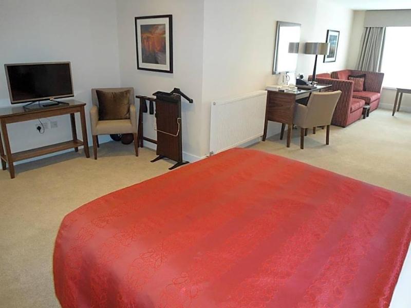 The Links Hotel image