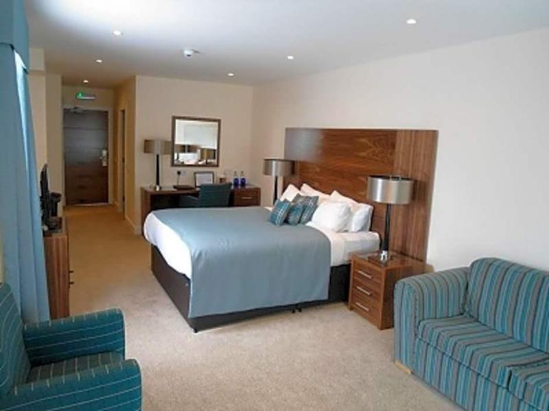 The Links Hotel image