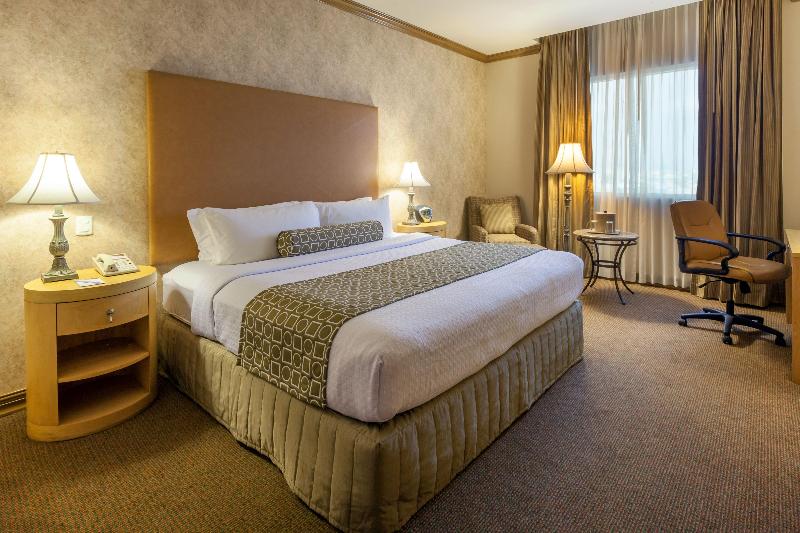 Crowne Plaza Torreon Centro de Convenciones image