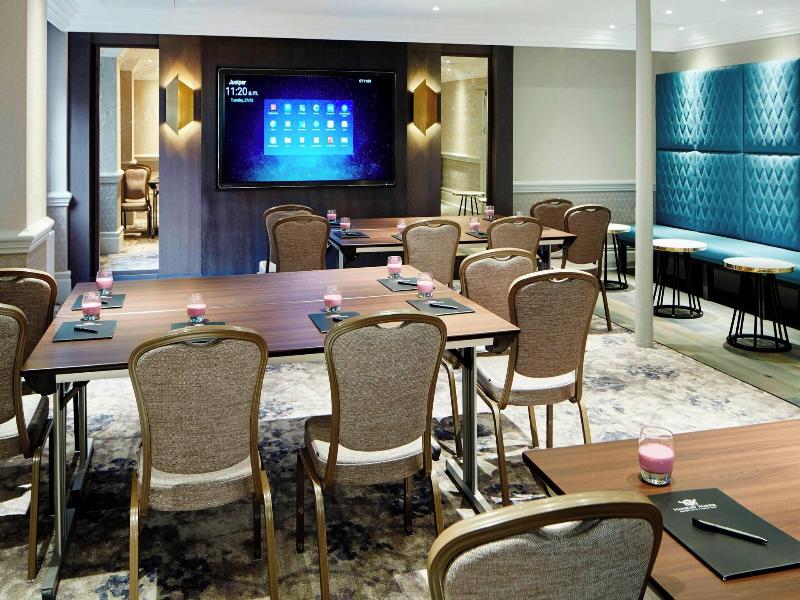 Marriott Hotel Hanbury Manor image