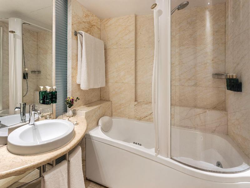 Melia Athens image
