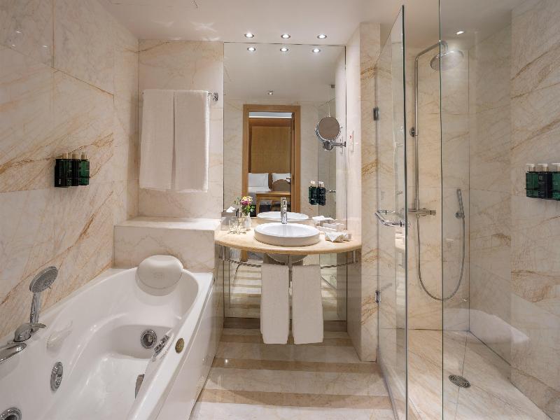Melia Athens image
