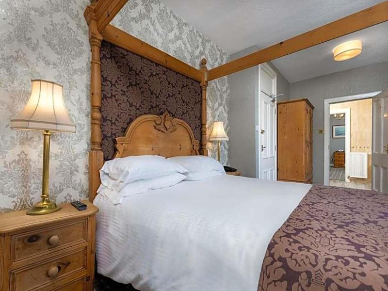 Dornoch Castle  image