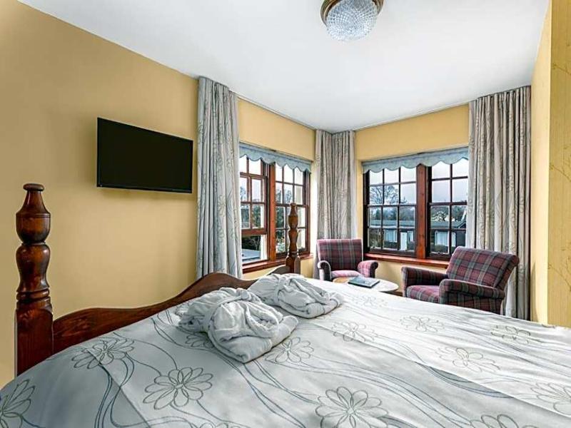 Dornoch Castle  image