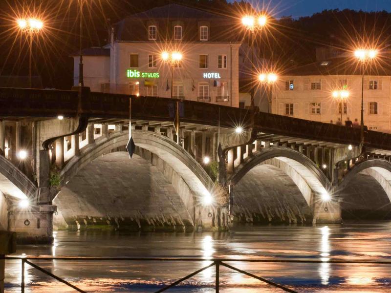 Ibis Styles Bayonne Centre Gare image