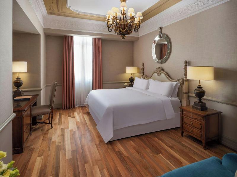 The Westin Excelsior image