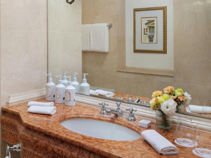 The Westin Excelsior image