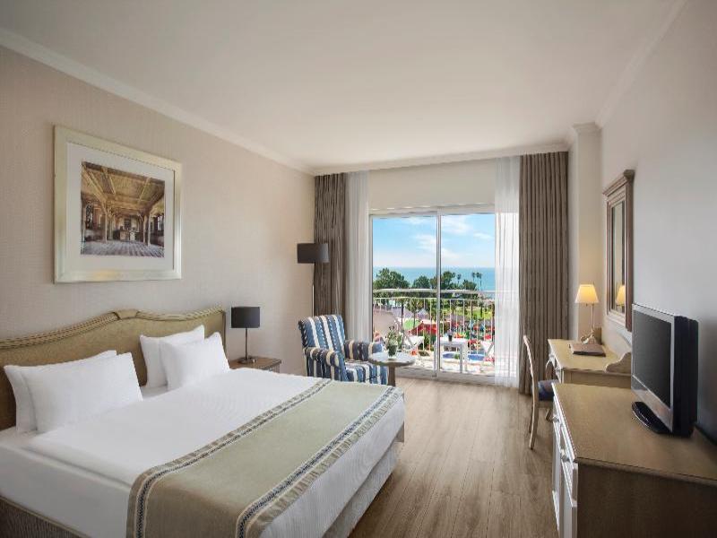 IC Santai Family Resort image