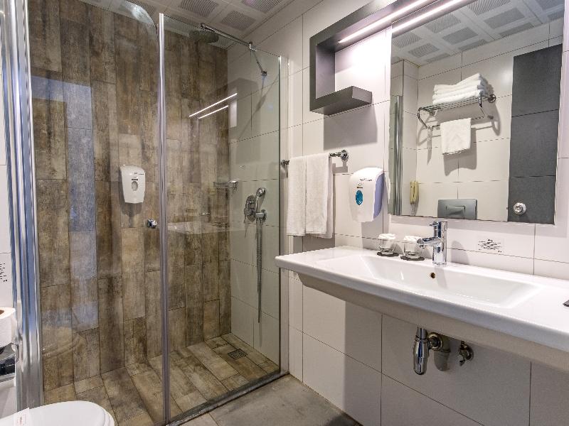 White City Beach Hotel image