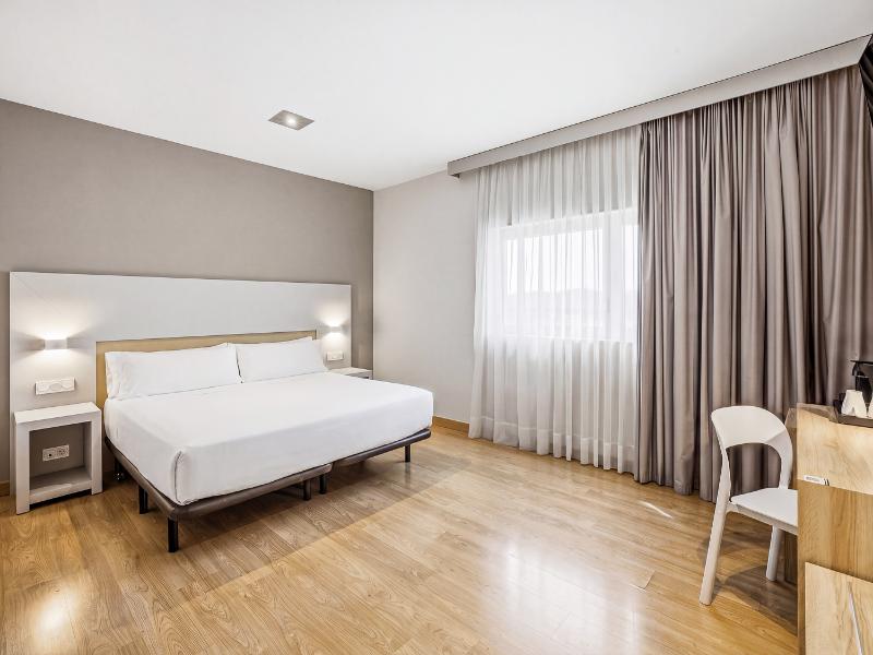 B&B HOTEL Logroño Las Cañas image