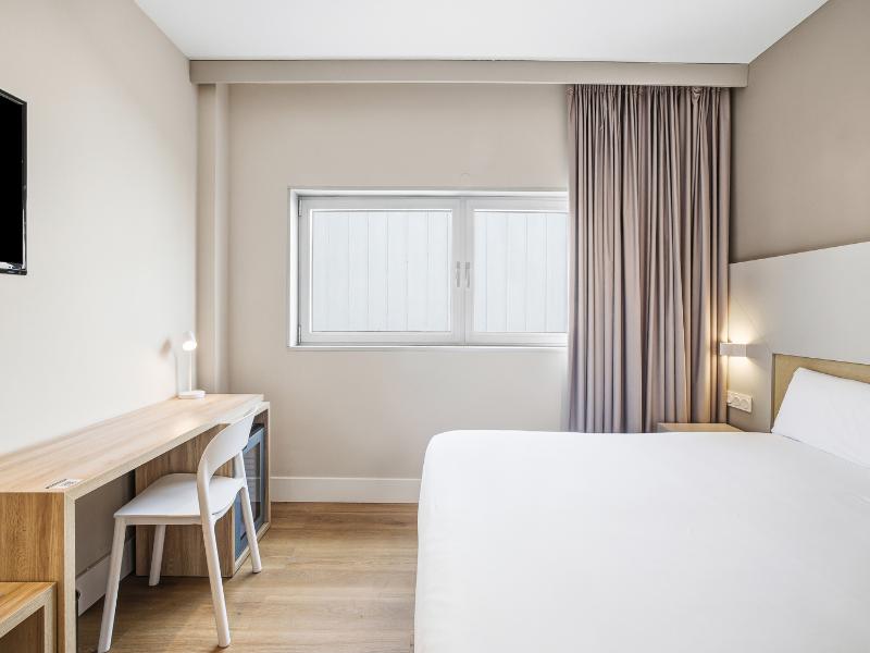 B&B HOTEL Logroño Las Cañas image