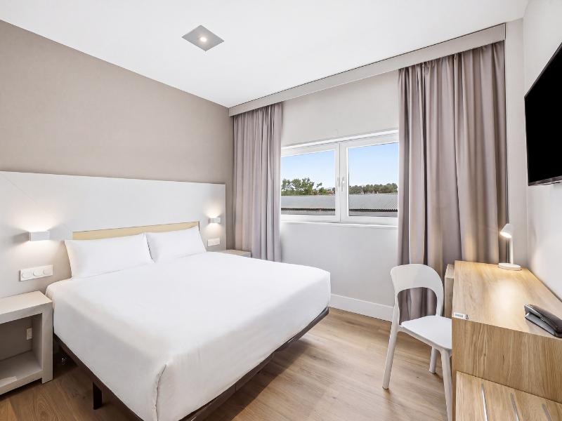 B&B HOTEL Logroño Las Cañas image