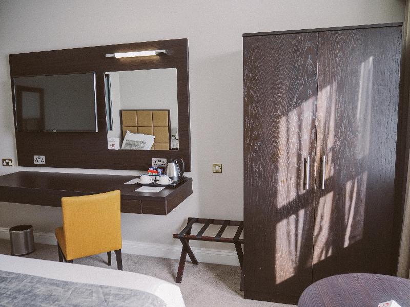 Menlo Park Hotel & Conference Centre image