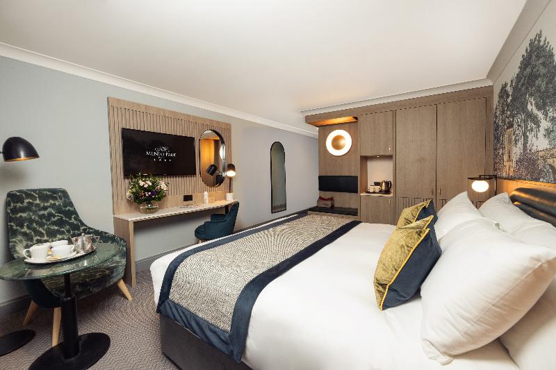Menlo Park Hotel & Conference Centre image