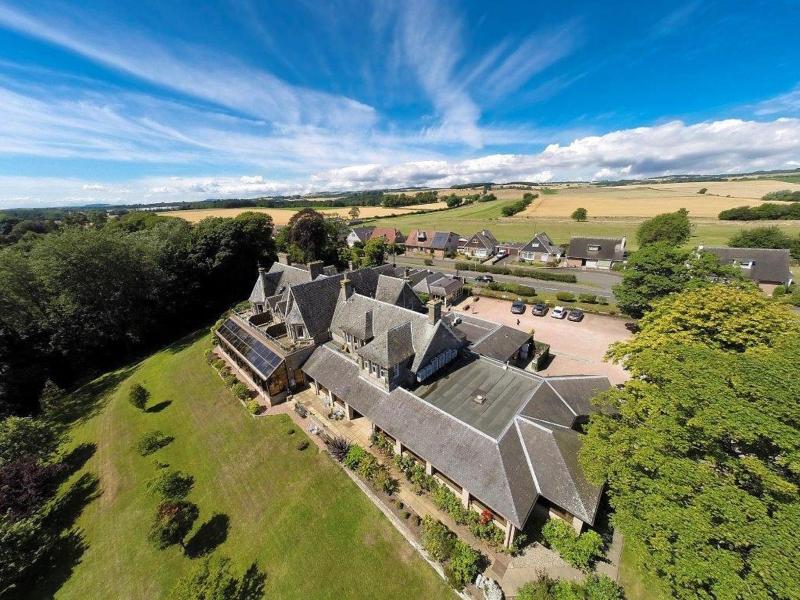 Old Manor Hotel image