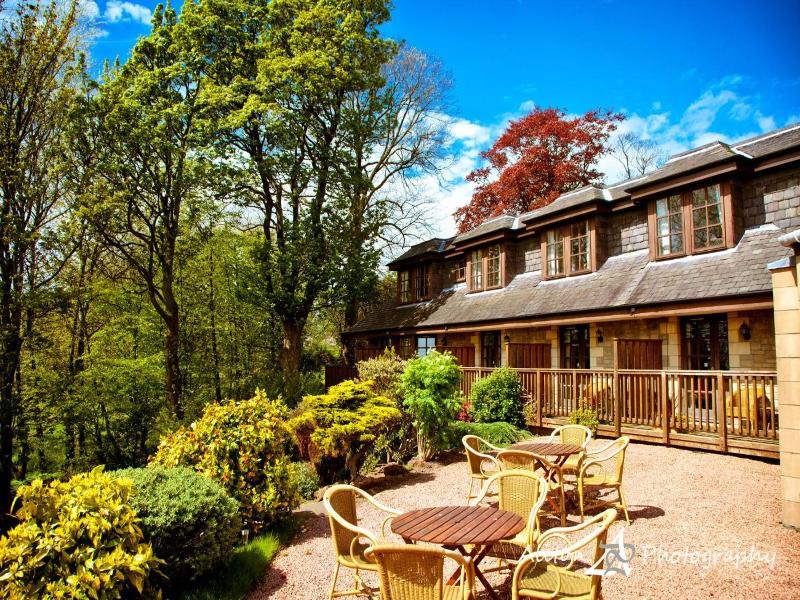 Old Manor Hotel image