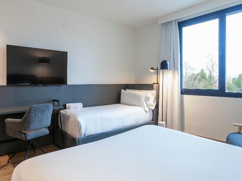 SB Madrid Norte image