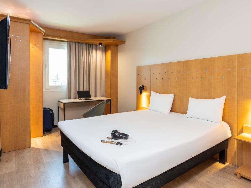 Ibis Madrid Alcala H Garena image