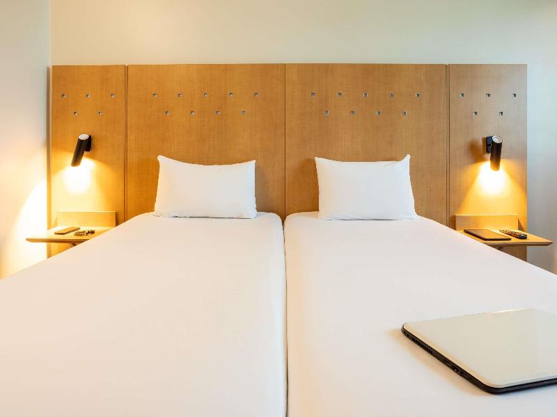 Ibis Madrid Alcala H Garena image