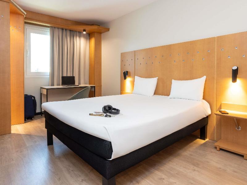 Ibis Madrid Alcala H Garena image