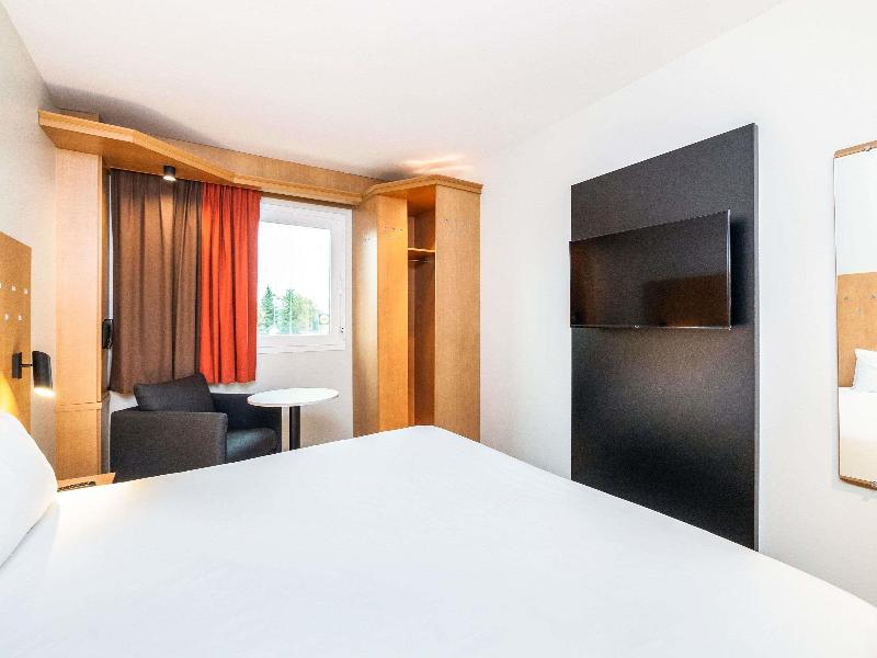 Ibis Madrid Alcala H Garena image