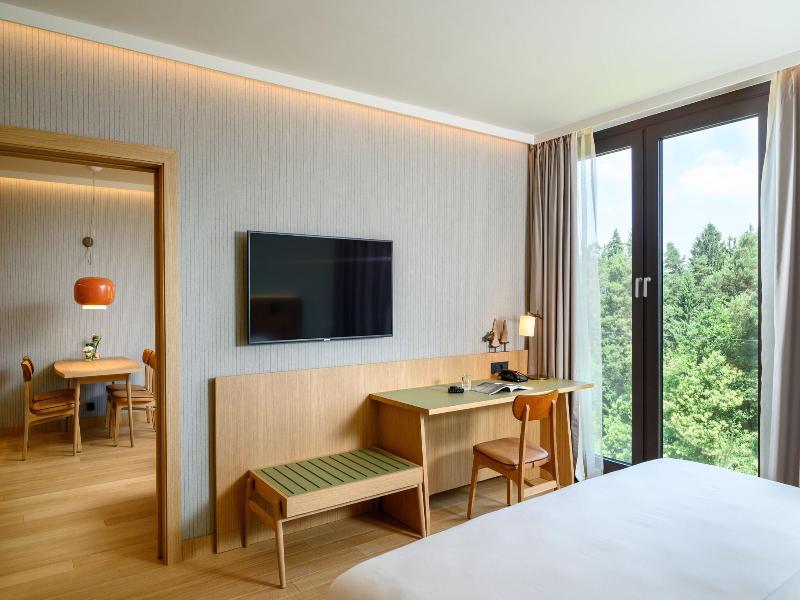 FourPoints by Sheraton Ljubljana Mons image