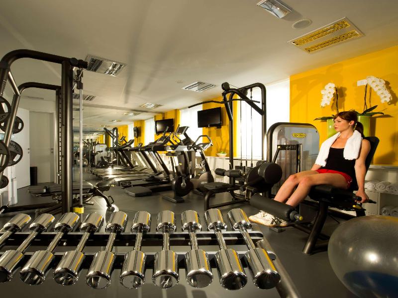 Best Western Premier Hotel Slon image