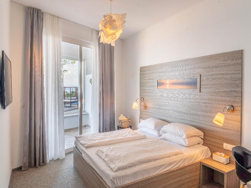 Barbara Piran Beach Hotel & Spa image
