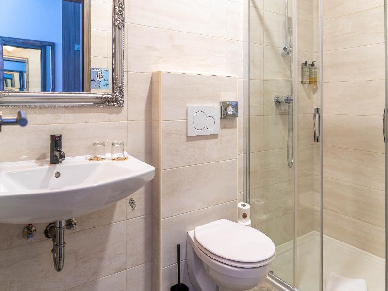 Barbara Piran Beach Hotel & Spa image