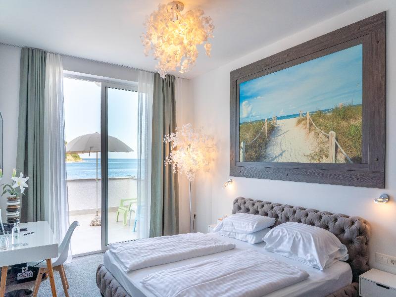 Barbara Piran Beach Hotel & Spa image