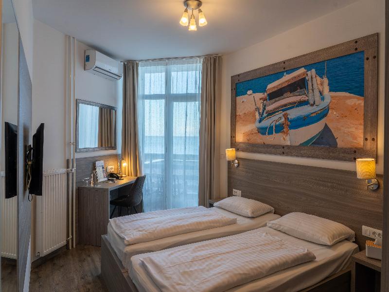Barbara Piran Beach Hotel & Spa image