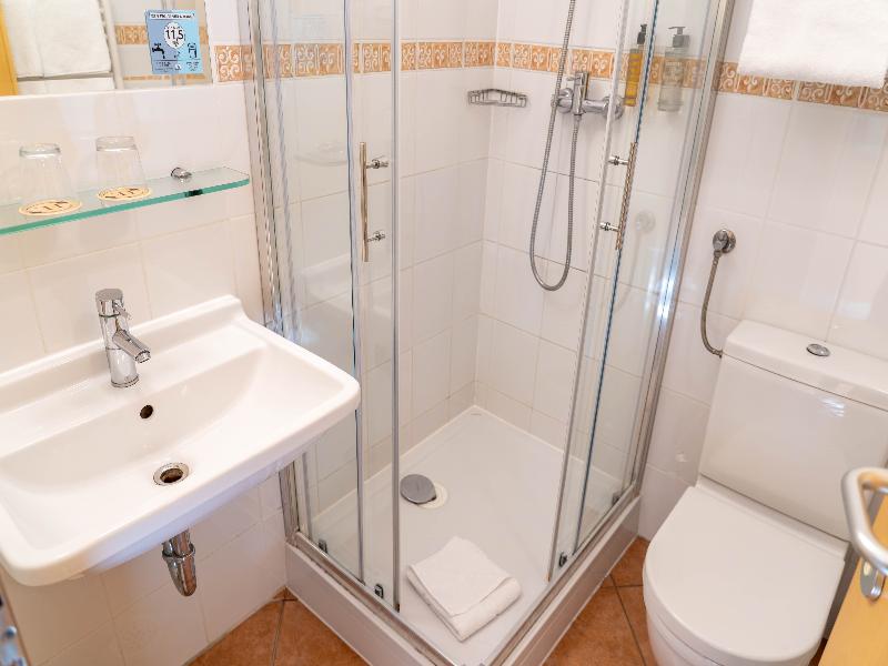 Barbara Piran Beach Hotel & Spa image